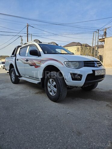 Mitsubishi L200-5