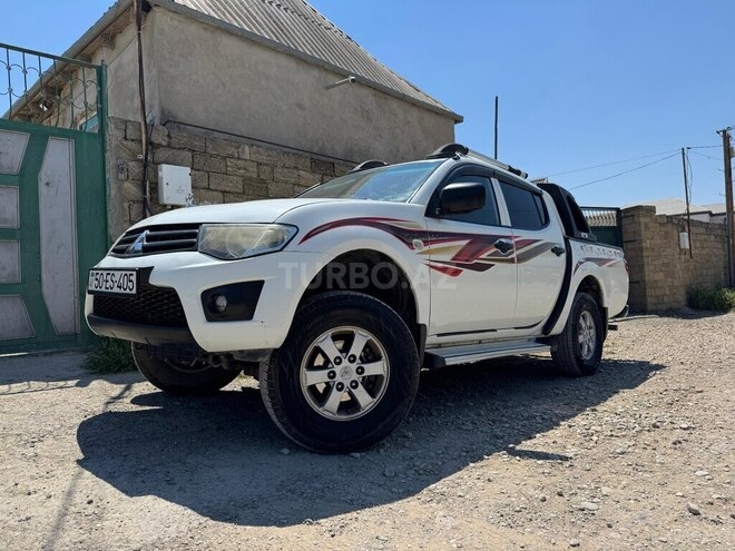 Mitsubishi L200-6