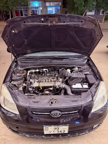 Kia Rio-4
