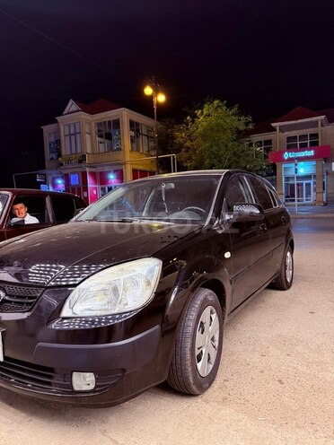 Kia Rio-10