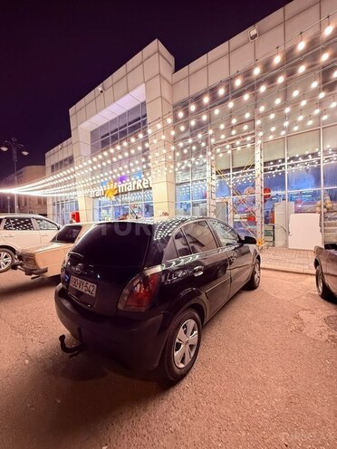 Kia Rio-13