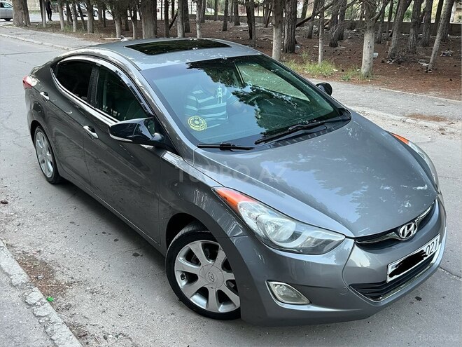 Hyundai Elantra-5