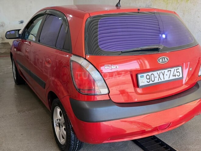 Kia Rio-6