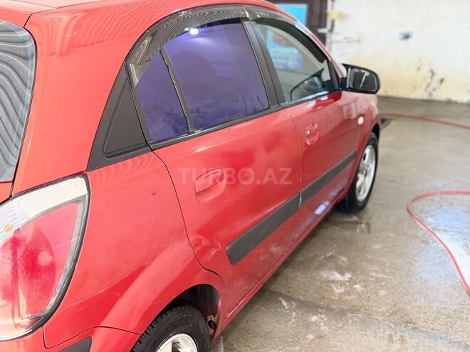 Kia Rio-11