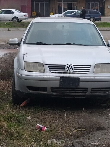 Volkswagen Jetta-1
