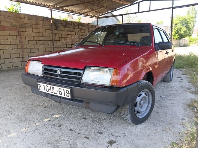 LADA (VAZ) 2109-2