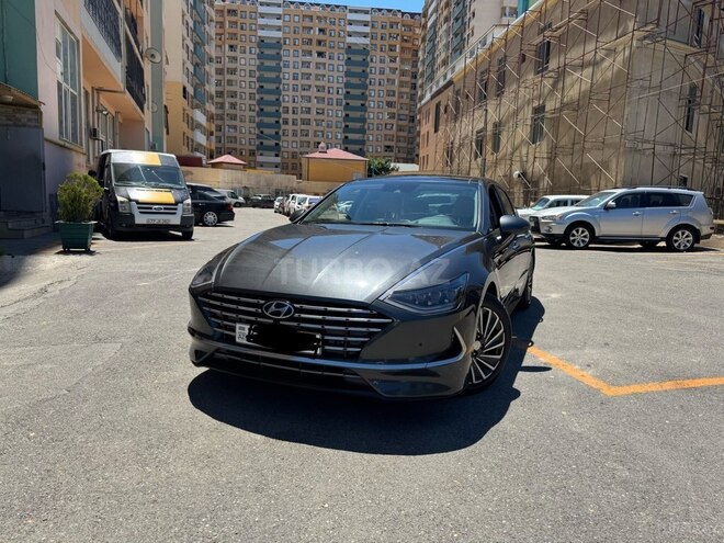 Hyundai Sonata-2