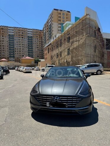 Hyundai Sonata-1