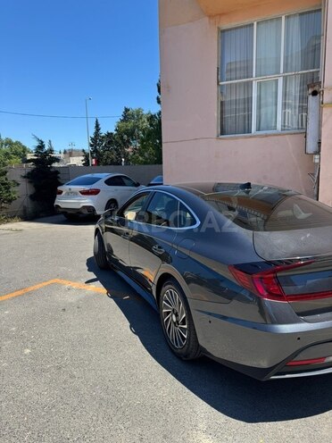 Hyundai Sonata-6