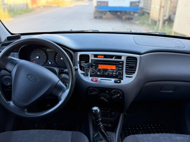 Kia Rio-3