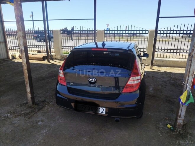 Hyundai i30-2
