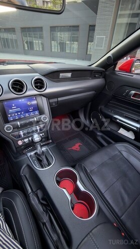 Ford Mustang-12