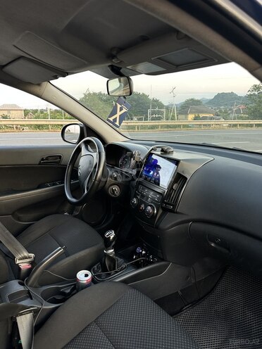 Hyundai i30-10