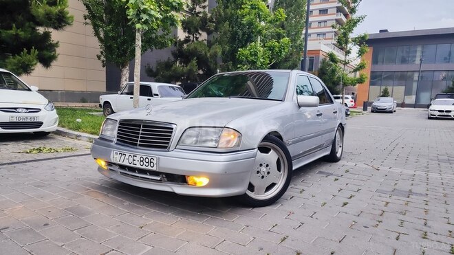 Mercedes C 280-1