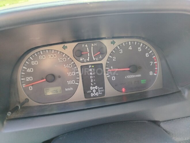 Mitsubishi Pajero io-10