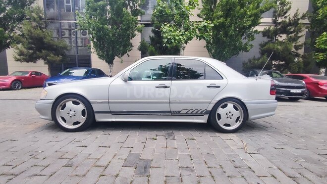 Mercedes C 280-4