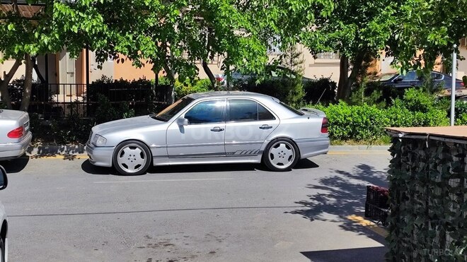 Mercedes C 280-5