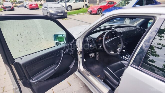 Mercedes C 280-7