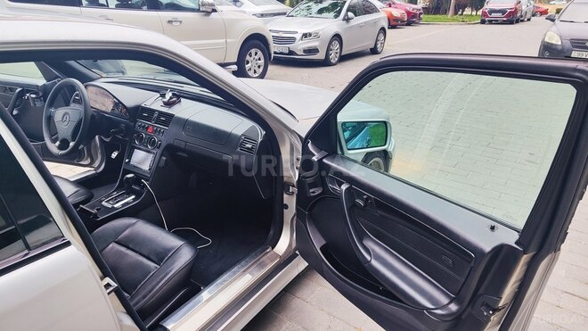 Mercedes C 280-9
