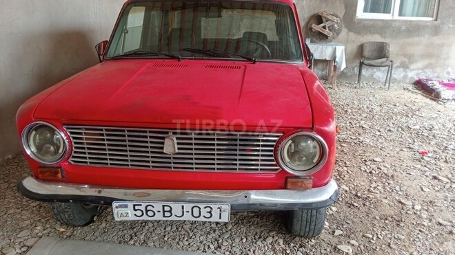 LADA (VAZ) 21011-1