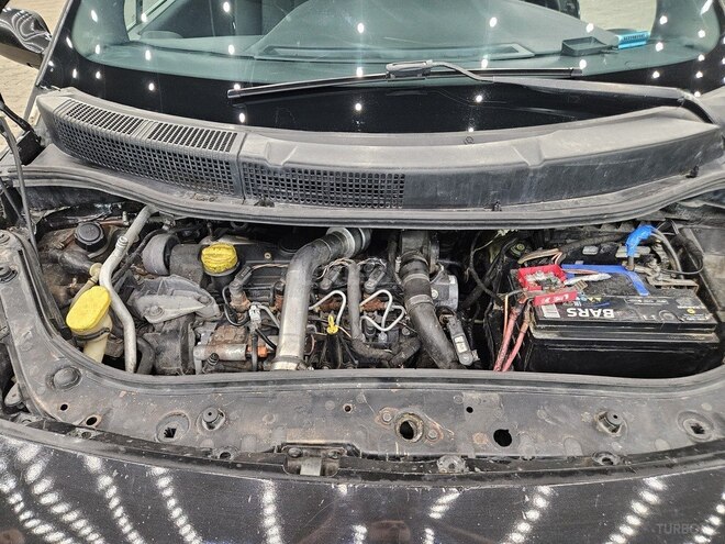 Renault Scenic-15