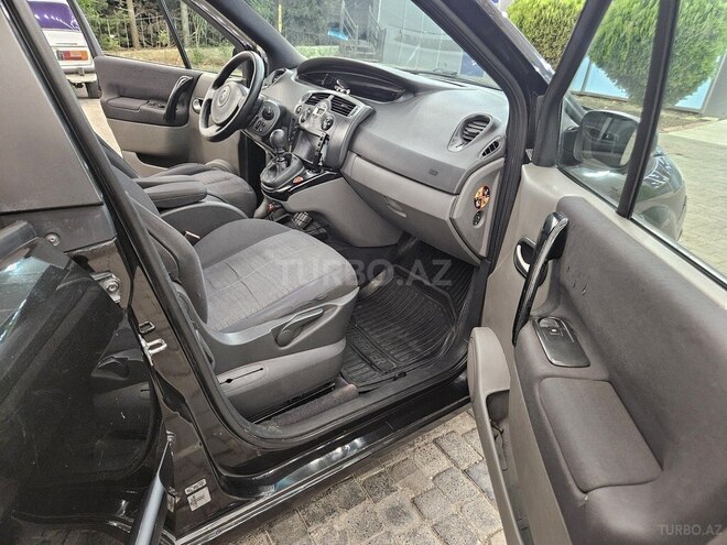 Renault Scenic-7