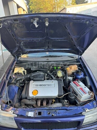 Opel Astra-8