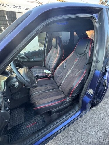Opel Astra-5