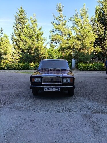 LADA (VAZ) 2107-1
