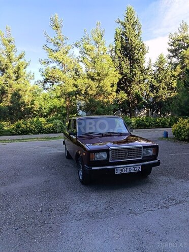 LADA (VAZ) 2107-2