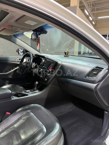 Kia Optima-14