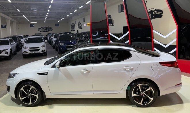 Kia Optima-11