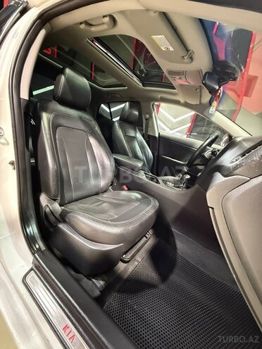 Kia Optima-15