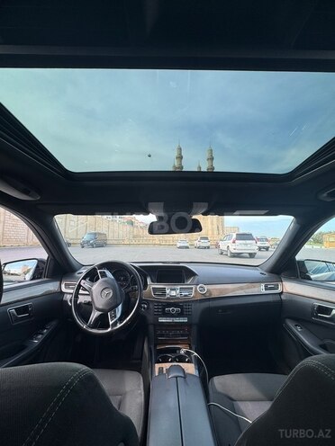 Mercedes E 220-5