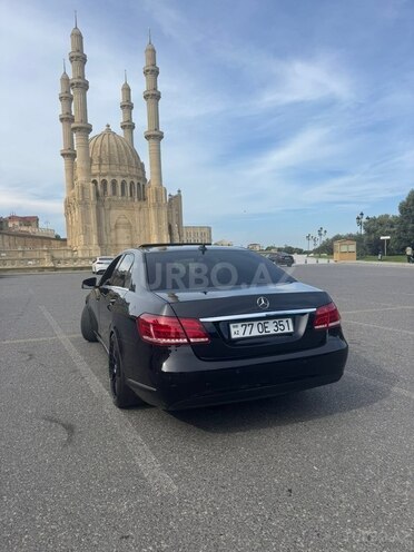 Mercedes E 220-4