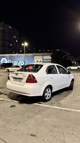 Chevrolet Aveo-6