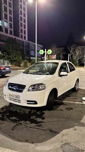 Chevrolet Aveo-3