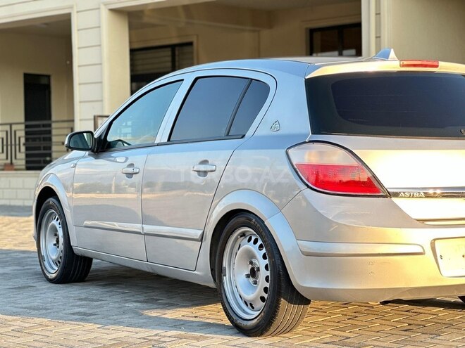 Opel Astra-11