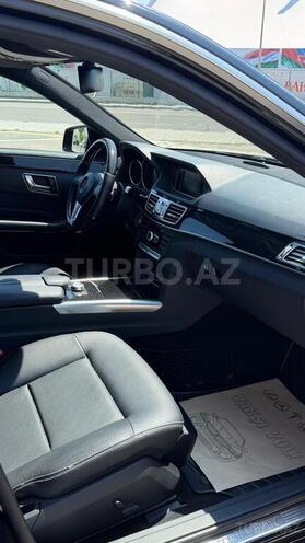 Mercedes E 250-12