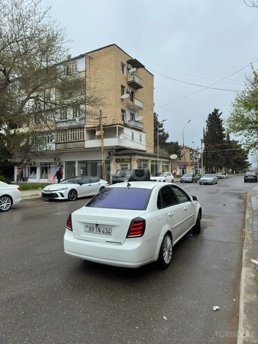 Daewoo Gentra-2