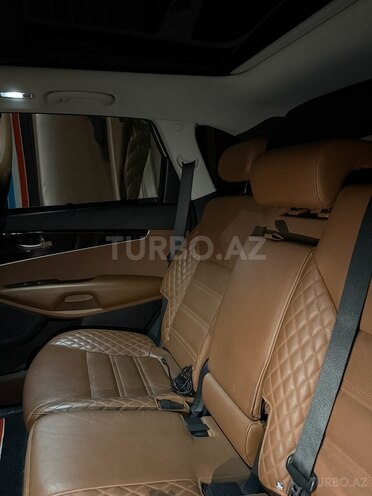Kia Sorento-11