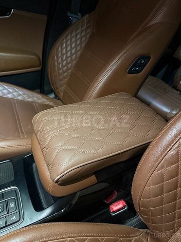 Kia Sorento-14