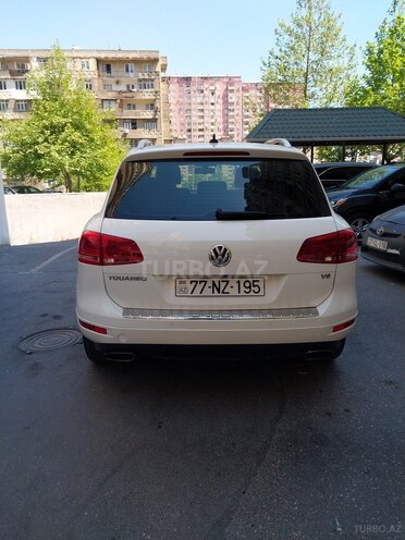 Volkswagen Touareg-2