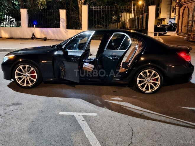 BMW 528-8
