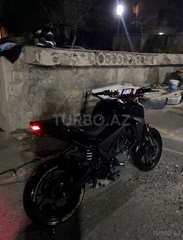 CFMOTO 300 NK-2