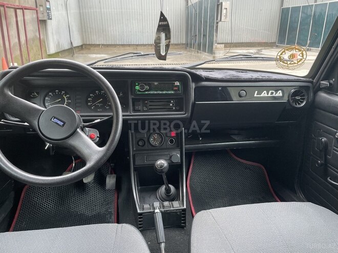 LADA (VAZ) 2107-4
