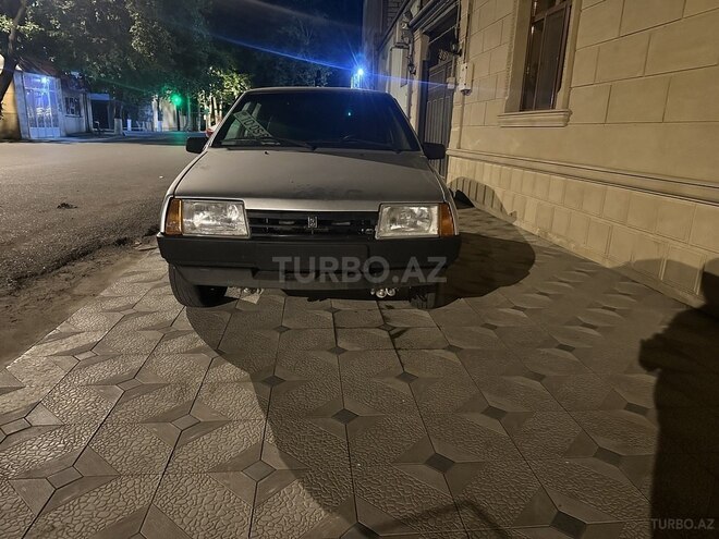 LADA (VAZ) 21099-1
