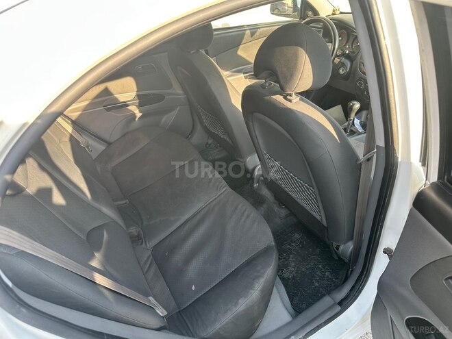 Kia Rio-10