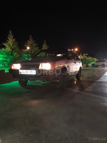 LADA (VAZ) 2109-11