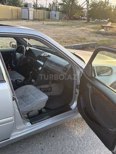 Mercedes C 180-7